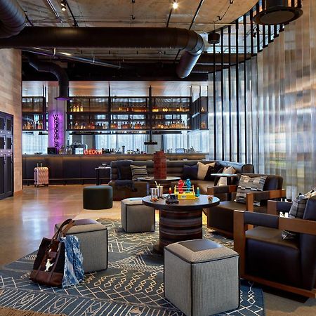 Moxy Columbus Short North Exterior foto